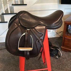 17.5 wide tree M. Toulouse saddle